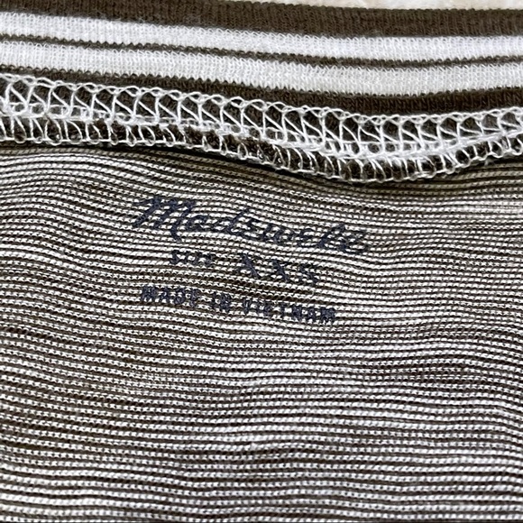 Madewell Gray/Olive Whisper Cotton Ringer Tee - Picture 6 of 13
